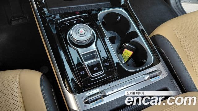 Kia Carnival 2023 — Фото 9/20