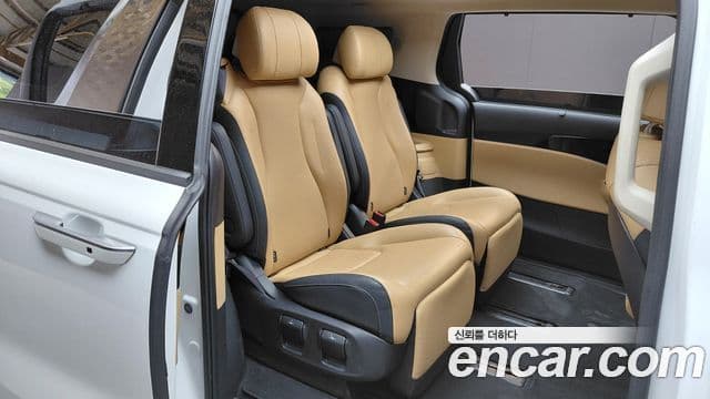 Kia Carnival 2023 — Фото 11/20