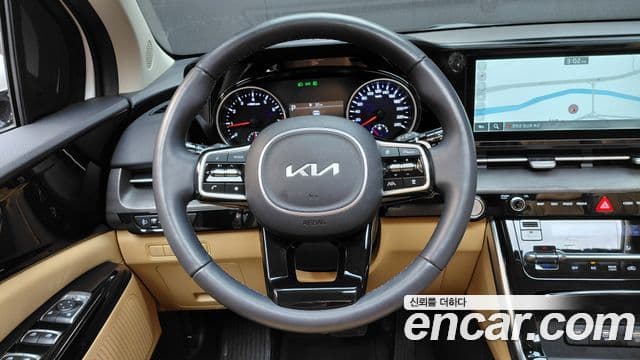 Kia Carnival 2023 — Фото 14/20
