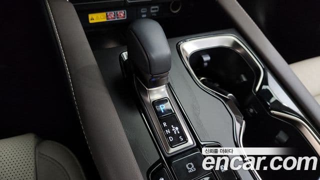 Lexus RX350h 2024 — Photo 25/36