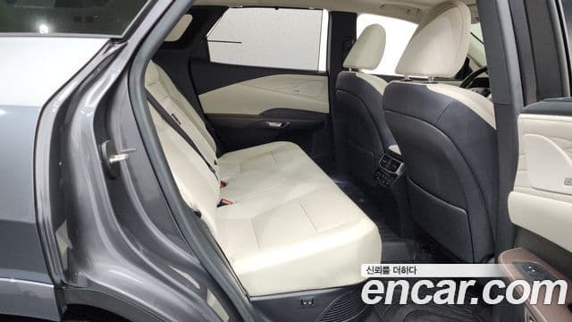 Lexus RX350h 2024 — Photo 26/36