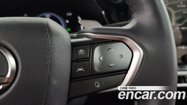 Lexus RX350h 2024 — Photo 4/36