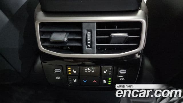 Lexus RX350h 2024 — Photo 33/36