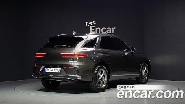 Genesis GV70 2025 — Şəkil 2/20