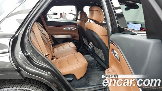 Genesis GV70 2025 — Şəkil 12/20