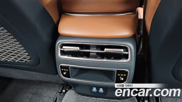 Genesis GV70 2025 — Şəkil 19/20