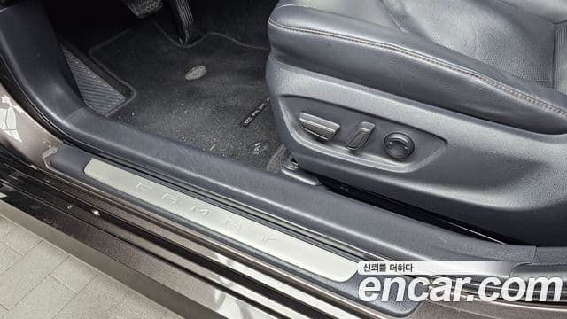 Toyota Camry 2018 — Photo 19/30