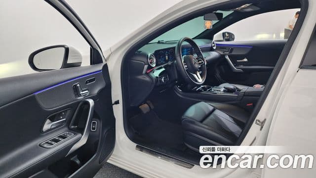 Mercedes-Benz A-Class 2021 — Фото 10/20