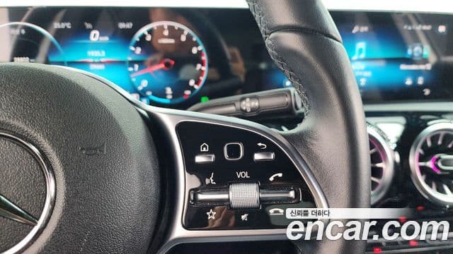 Mercedes-Benz A-Class 2021 — Фото 15/20