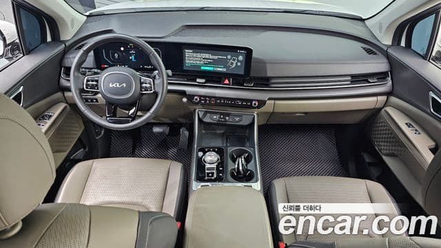 Kia Carnival 2024 — ფოტო 7/20