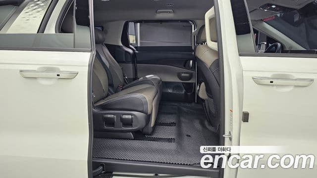 Kia Carnival 2024 — ფოტო 12/20