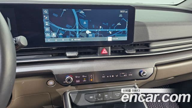 Kia Carnival 2024 — ფოტო 14/20