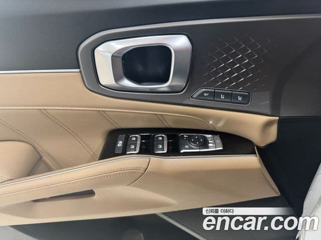 Kia Sorento 2024 — Şəkil 16/19