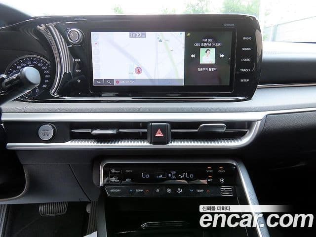 Kia K5 2022 — ფოტო 13/19