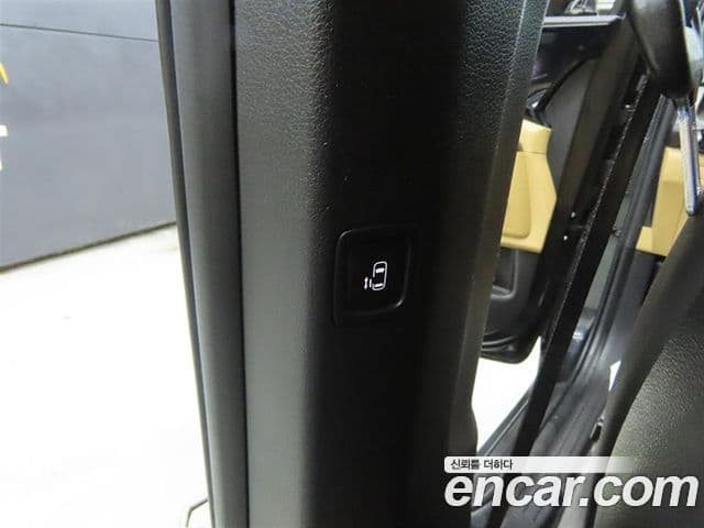 Kia Carnival 2020 — Şəkil 12/20