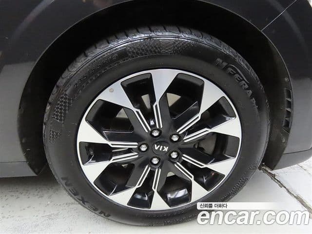 Kia Carnival 2020 — Şəkil 20/20