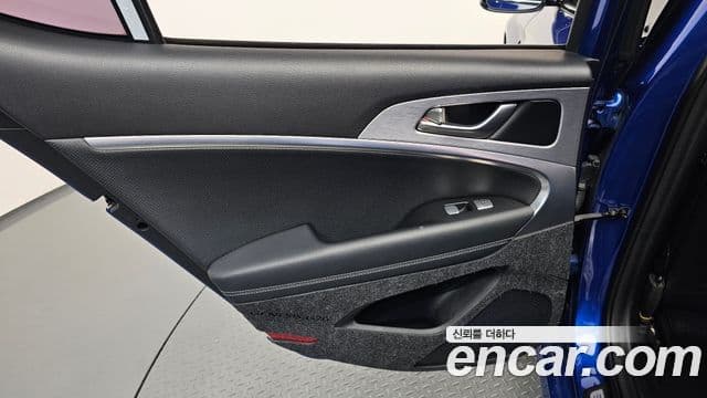 Genesis G70 2018 — Photo 36/37