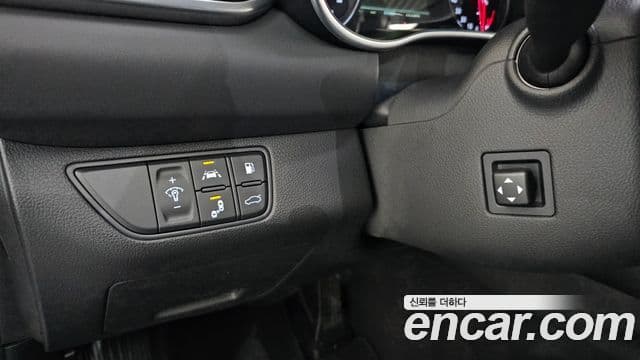 Genesis G70 2018 — Photo 37/37