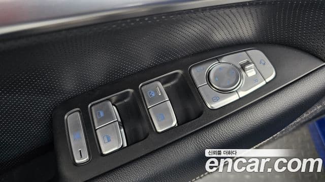 Genesis G70 2018 — Photo 9/37