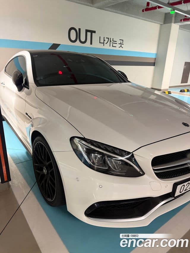 Mercedes-Benz C-Class 2018 — Фото 1/15
