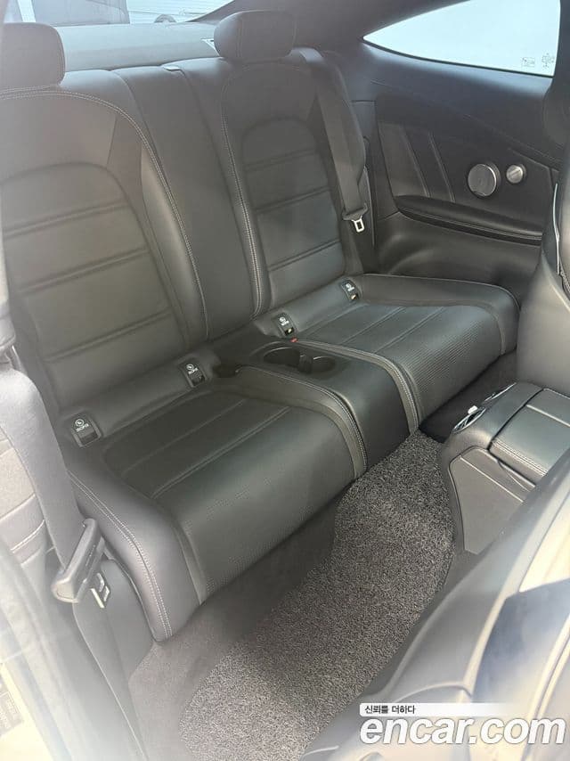 Mercedes-Benz C-Class 2018 — Фото 12/15