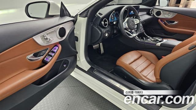 Mercedes-Benz C-Class 2020 — Photo 24/30
