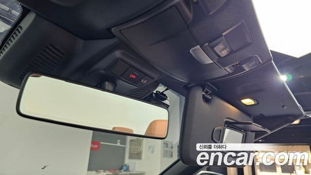 Mercedes-Benz C-Class 2020 — Photo 21/30