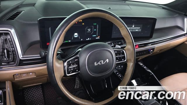 Kia Sorento 2023 — ფოტო 14/20