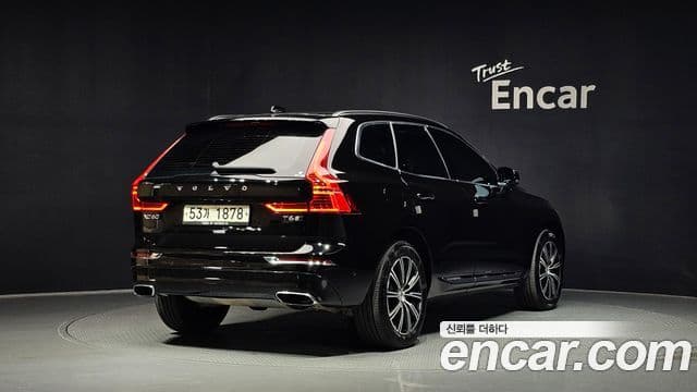 Volvo XC60 2018 — Şəkil 2/20