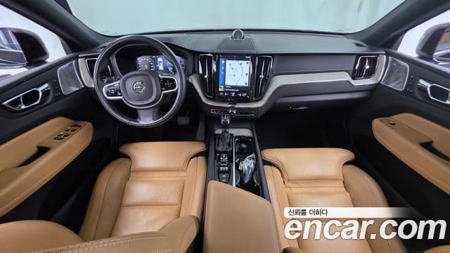 Volvo XC60 2018 — Şəkil 7/20