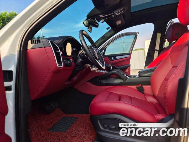 Porsche Cayenne 2022 — Şəkil 8/20