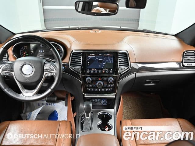 Jeep Grand Cherokee 2020 — Şəkil 10/20