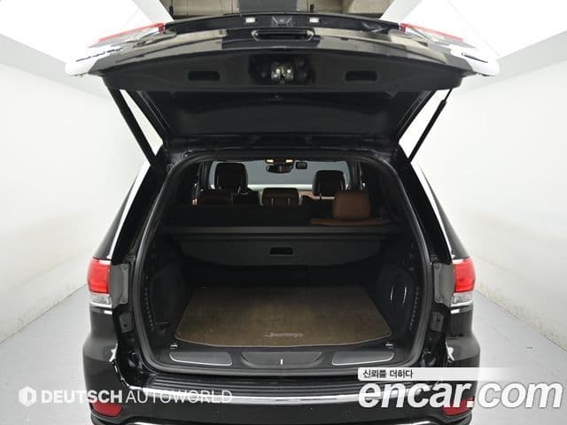 Jeep Grand Cherokee 2020 — Şəkil 19/20
