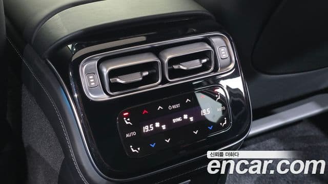 Mercedes-Benz S-Class 2021 — ფოტო 23/34