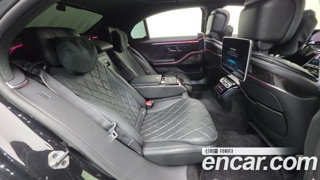 Mercedes-Benz S-Class 2021 — ფოტო 17/34