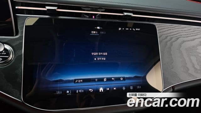 Mercedes-Benz E-Class 2025 — Фото 17/20