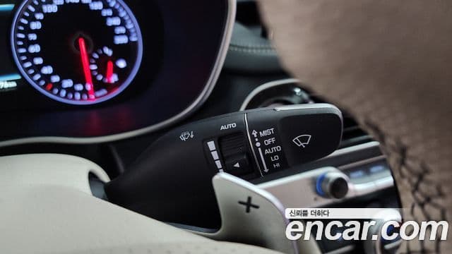 Genesis G70 2019 — Şəkil 28/36