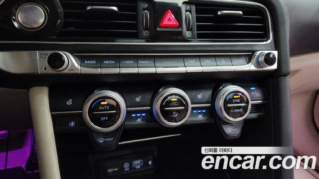 Genesis G70 2019 — Şəkil 19/36