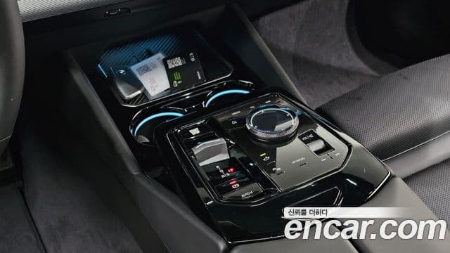 BMW 5 Series 2025 — Şəkil 9/20