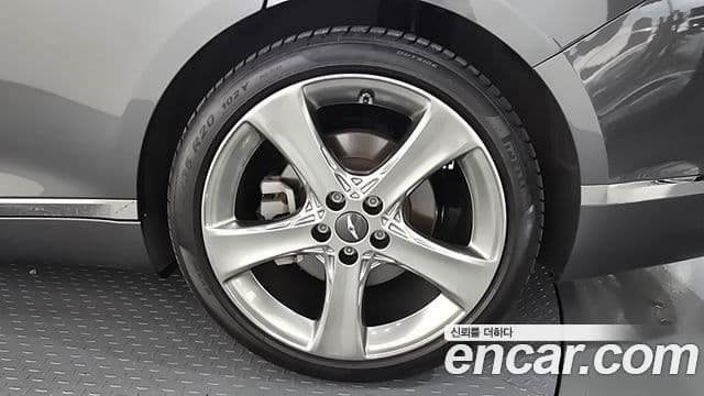 Genesis G80 2020 — Photo 12/31