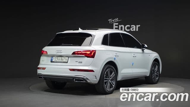 Audi Q5 2021 — Şəkil 2/20