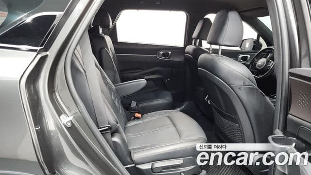 Kia Sorento 2024 — Фото 11/20