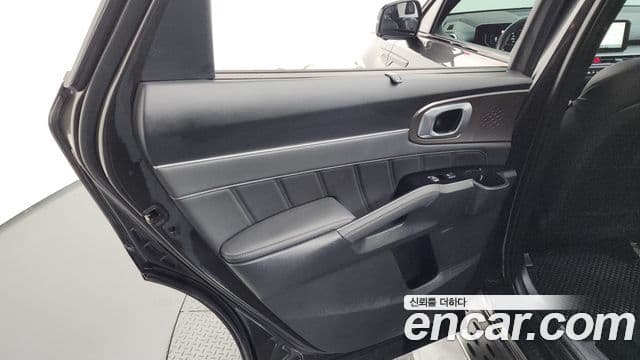 Kia Sorento 2024 — Şəkil 20/37