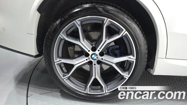 BMW X5 2025 — ფოტო 5/20