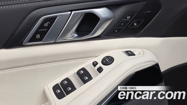 BMW X5 2025 — Photo 25/32