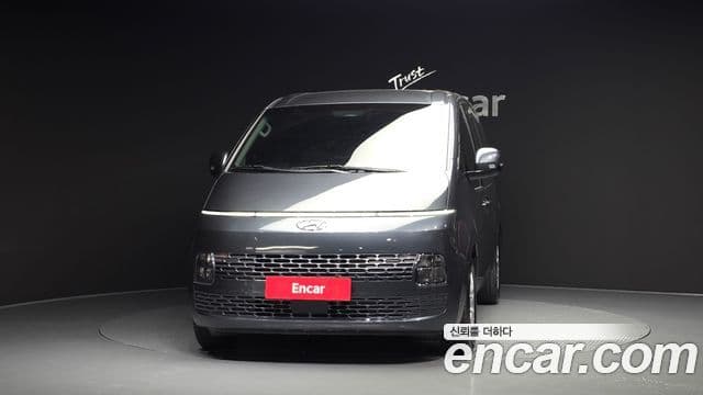 Hyundai Staria 2022 — Фото 3/20