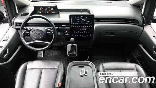 Hyundai Staria 2022 — Фото 7/20