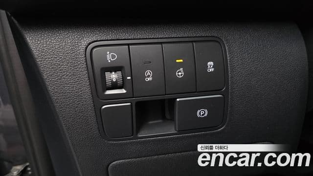 Hyundai Staria 2022 — Фото 17/20