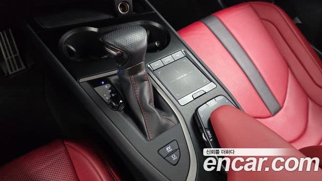 Lexus UX250h 2020 — Şəkil 9/20