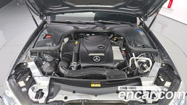 Mercedes-Benz E-Class 2022 — Şəkil 6/20